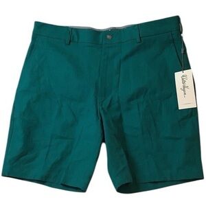 Walter Hagen Green Flat Front Shorts